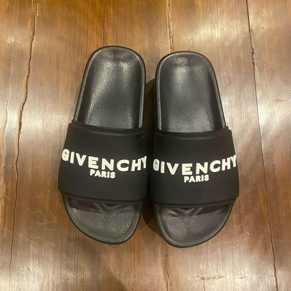 Given by platform sandals
